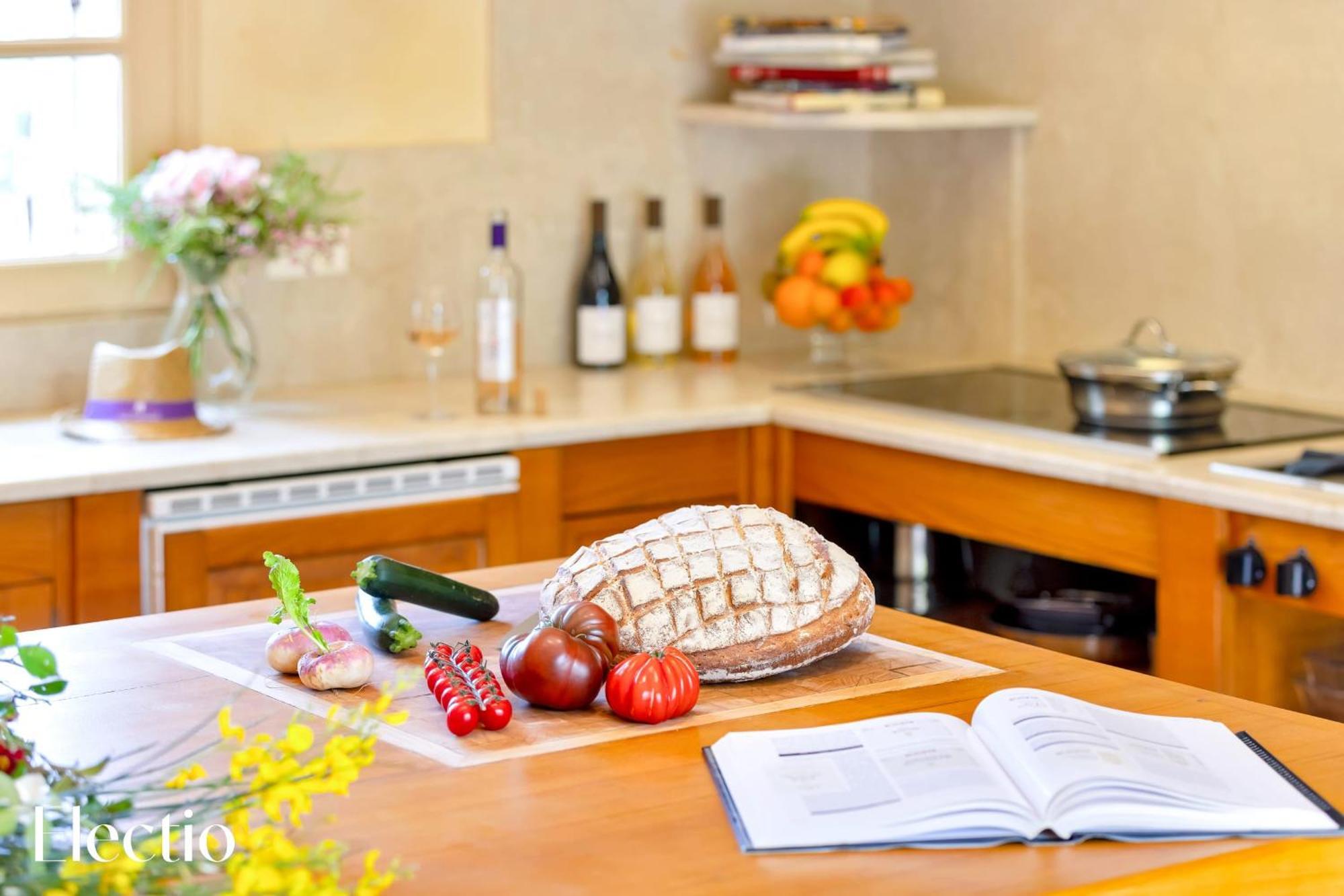 Bastide Domaine Tour Campanets Aparthotel Le Puy-Sainte-Reparade Ngoại thất bức ảnh